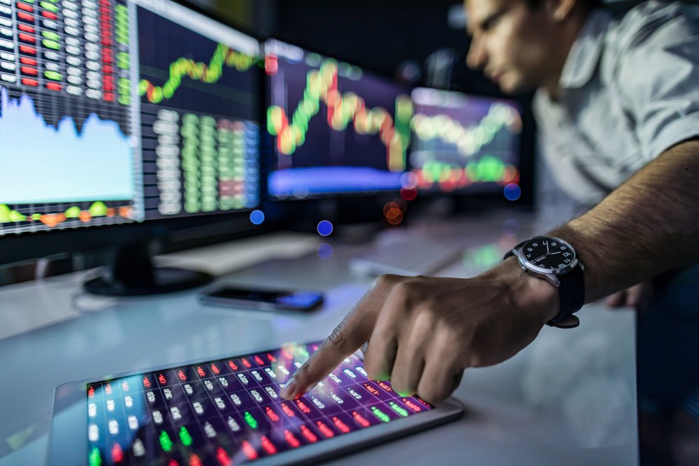 The Psychology of Forex Trading: How Skadeva Supports Trader Discipline