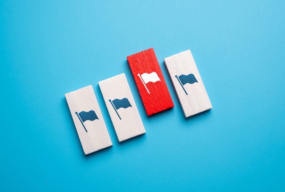 Top Red Flags and Trader Complaints You Must Know in 2025